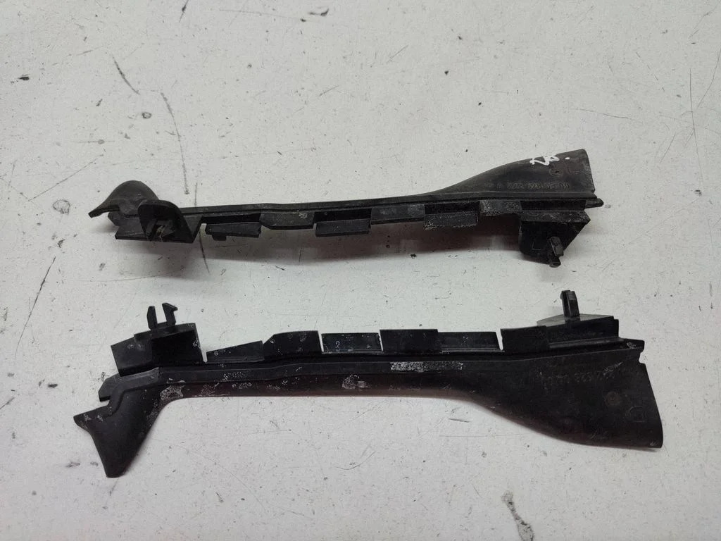 Radiator trim A2226280300