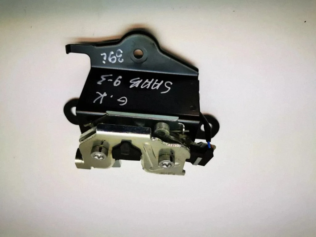 Seat back rest lock catch – Saab 9-3 Ver2 (2008-2016)