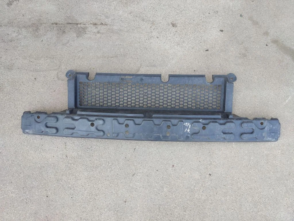 Front bumper support beam – Chrysler Grand Voyager V (2007-2015)