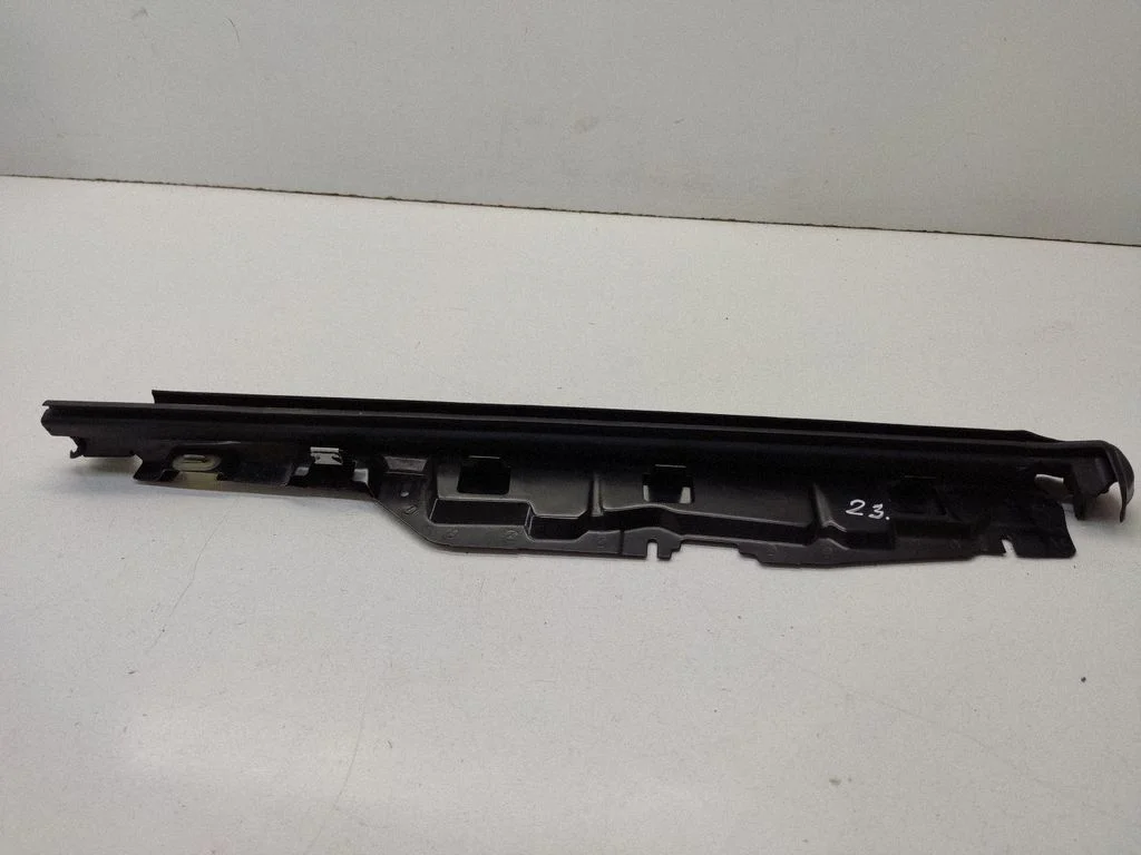 Rubber seal front coupe door window