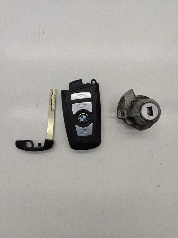 Ignition key/card – BMW 5 Series F10 F11 (2009-2016)
