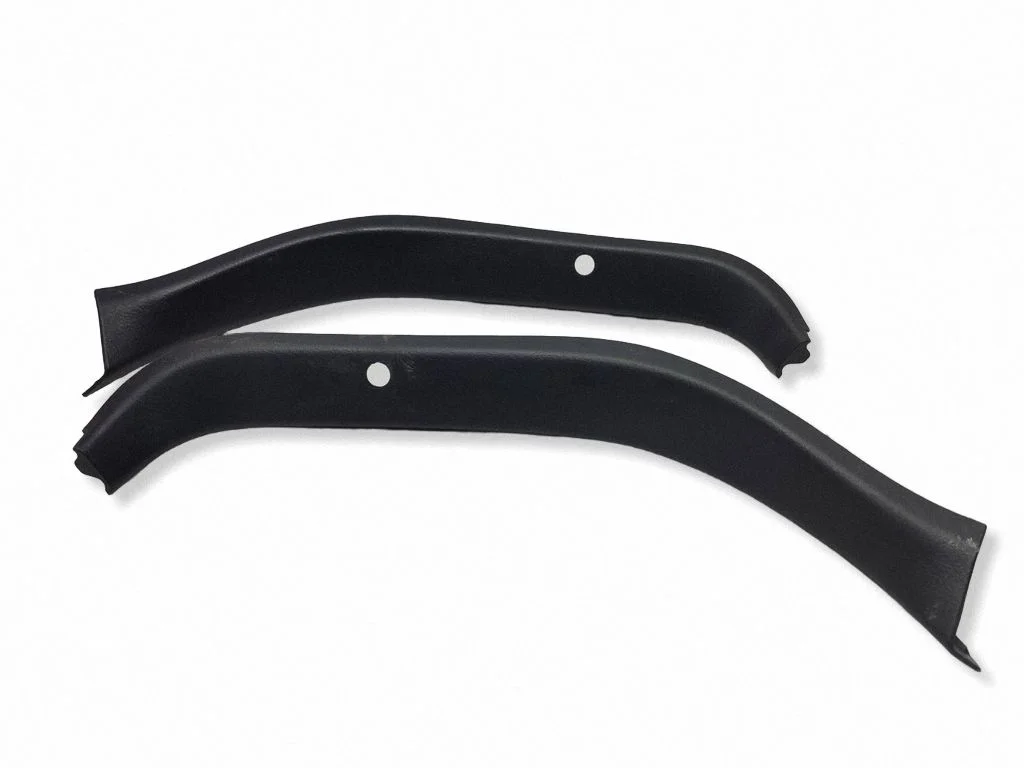 Tailgate trim 6793702010