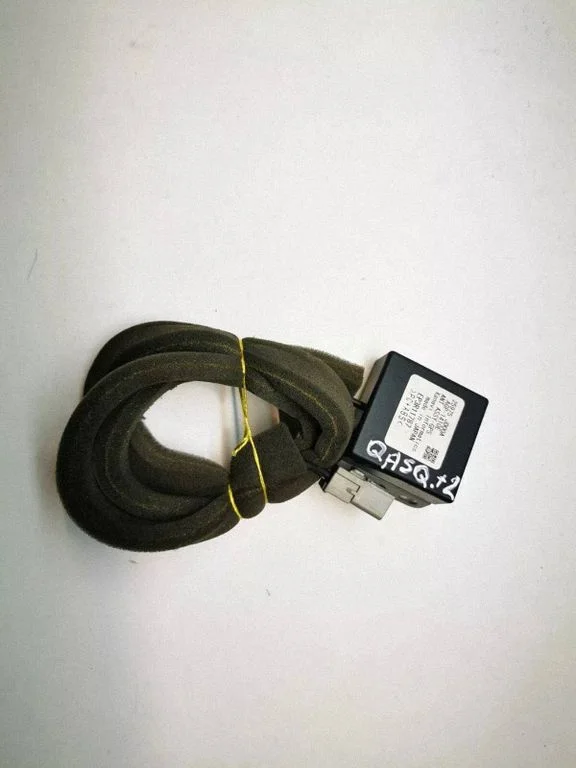 Aerial GPS antenna 25975JD00A