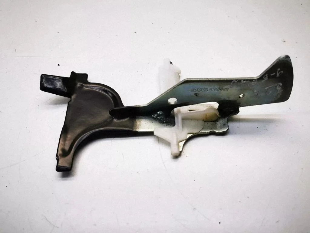 Steering wheel adjustment handle/lever – Saab 9-5 (1998-2005)