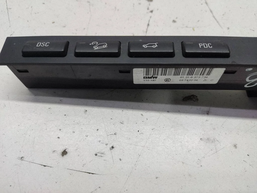 Parking (PDC) sensor switch – BMW X5 E53 (1999-2006)