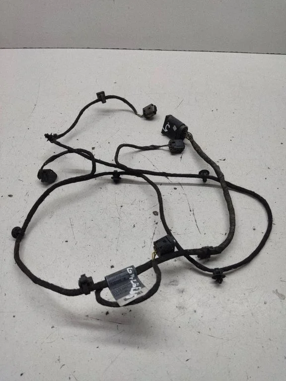 Parking sensor (PDC) wiring loom – BMW 7 Series E65 E66 (2001-2008)