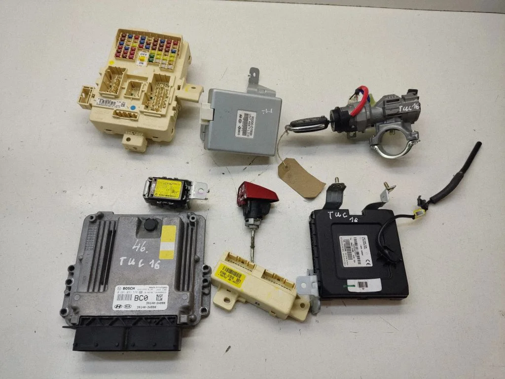 Käivituskomplekt (ECU ja lukukomplekt) – Hyundai Tucson TL (2015-)