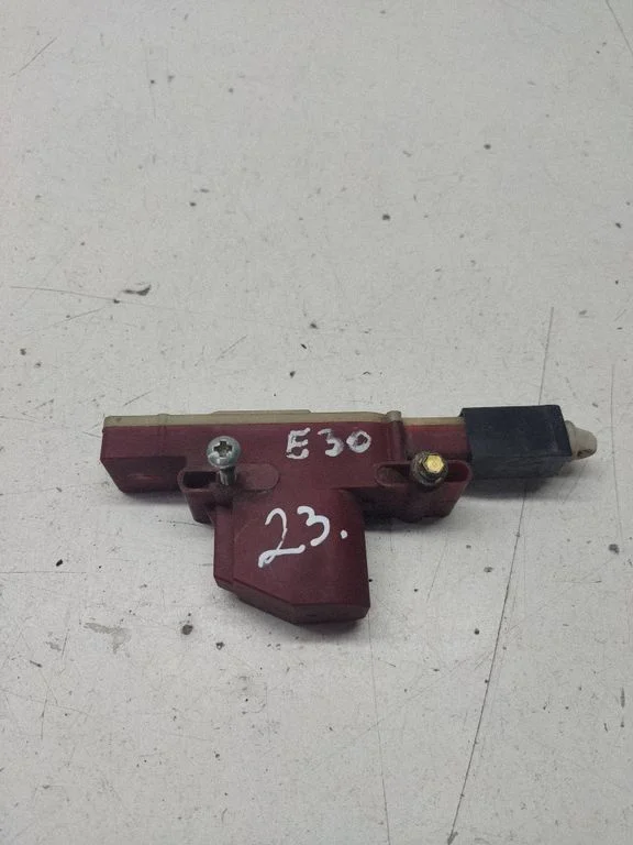 Central locking motor – BMW 3 Series E30 (1983-1994)