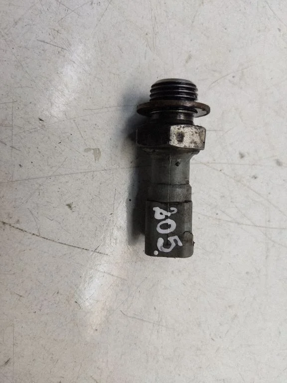 Oil pressure sensor – Peugeot 308 (2007-2013)