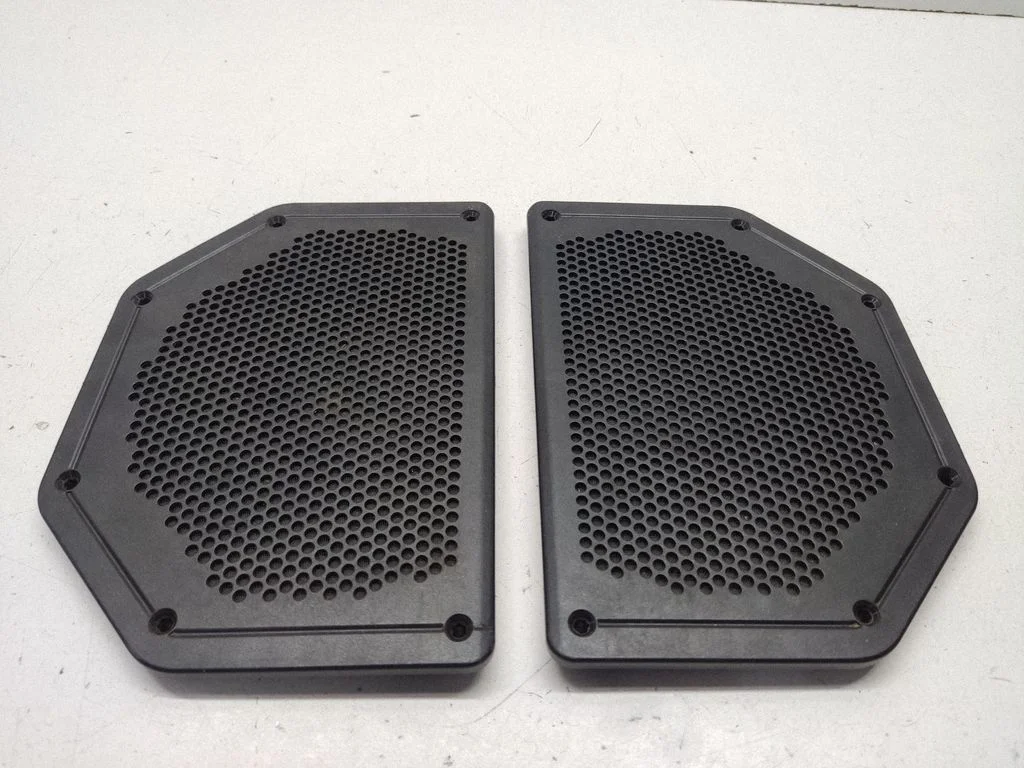 Subwoofer grill/trim – BMW 3 Series E90 E91 (2005-2012)