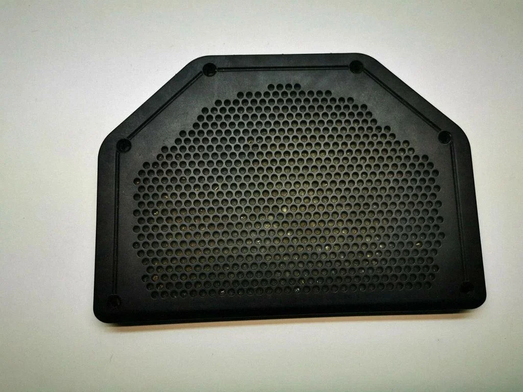 Subwoofer grill/trim – BMW 3 Series E90 E91 (2005-2012)