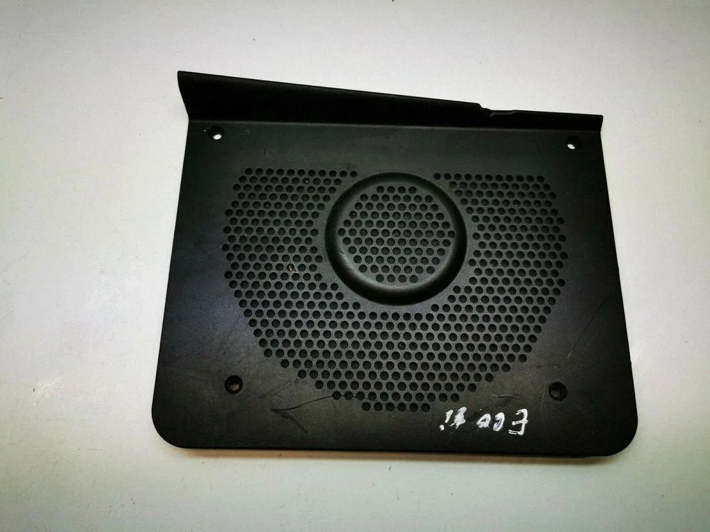 Subwoofer grill/trim – BMW 5 Series E60 E61 (2004-2010)