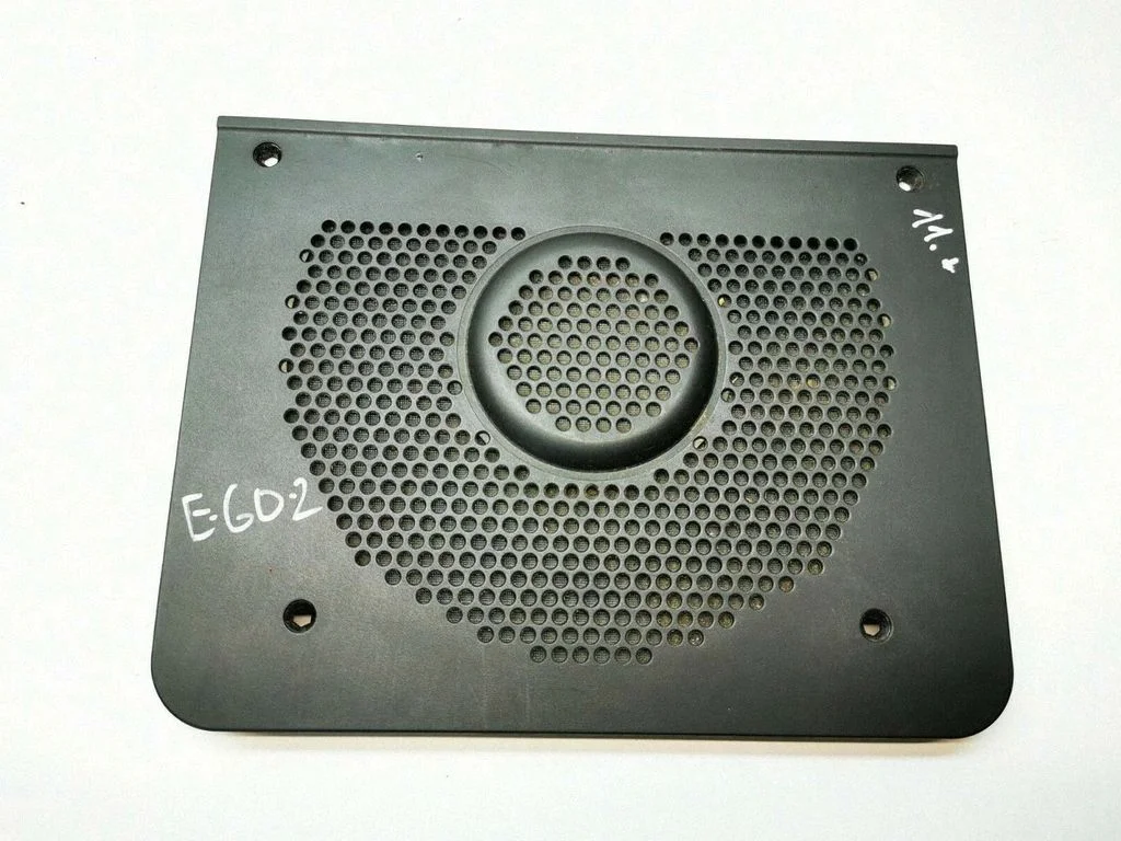 Subwoofer grill/trim – BMW 5 Series E60 E61 (2004-2010)