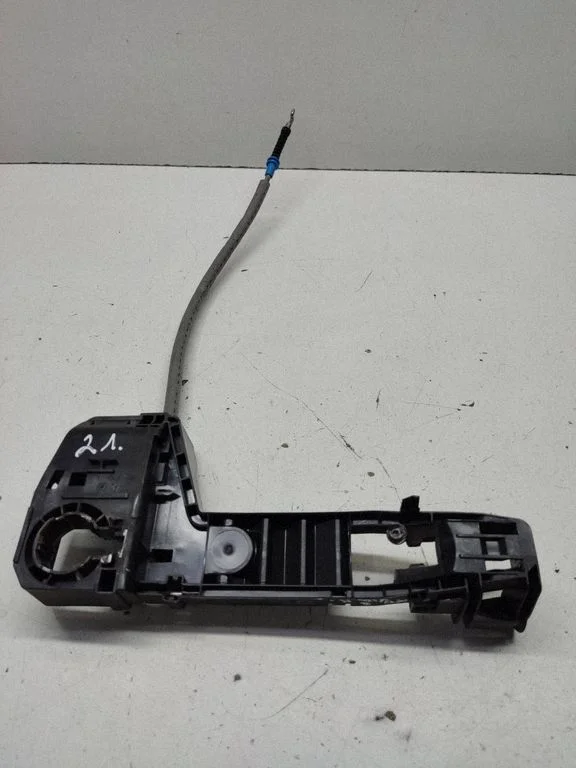 Sliding door exterior handle/bracket A4477600234