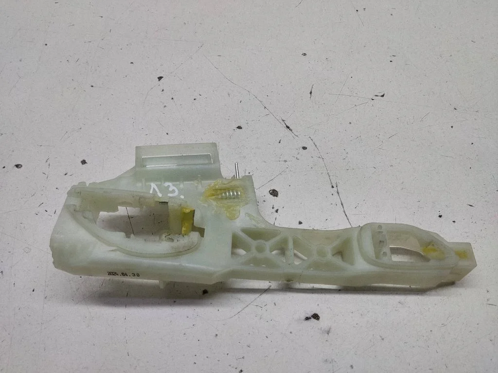 Rear door exterior handle/bracket – Hyundai i20 (BC3 BI3) (2020-)