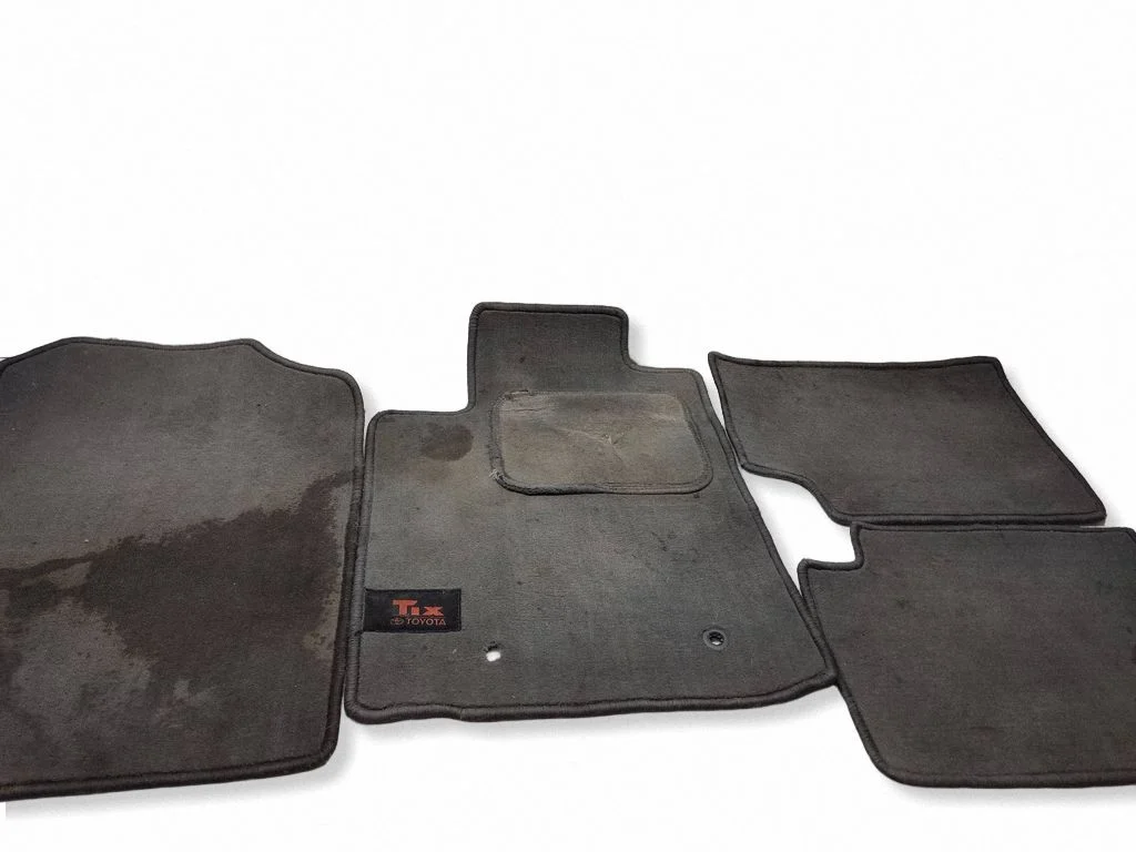 Car floor mat set