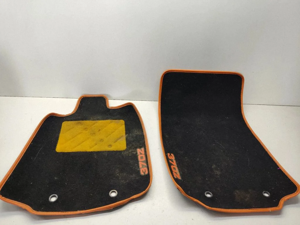 Car floor mat set