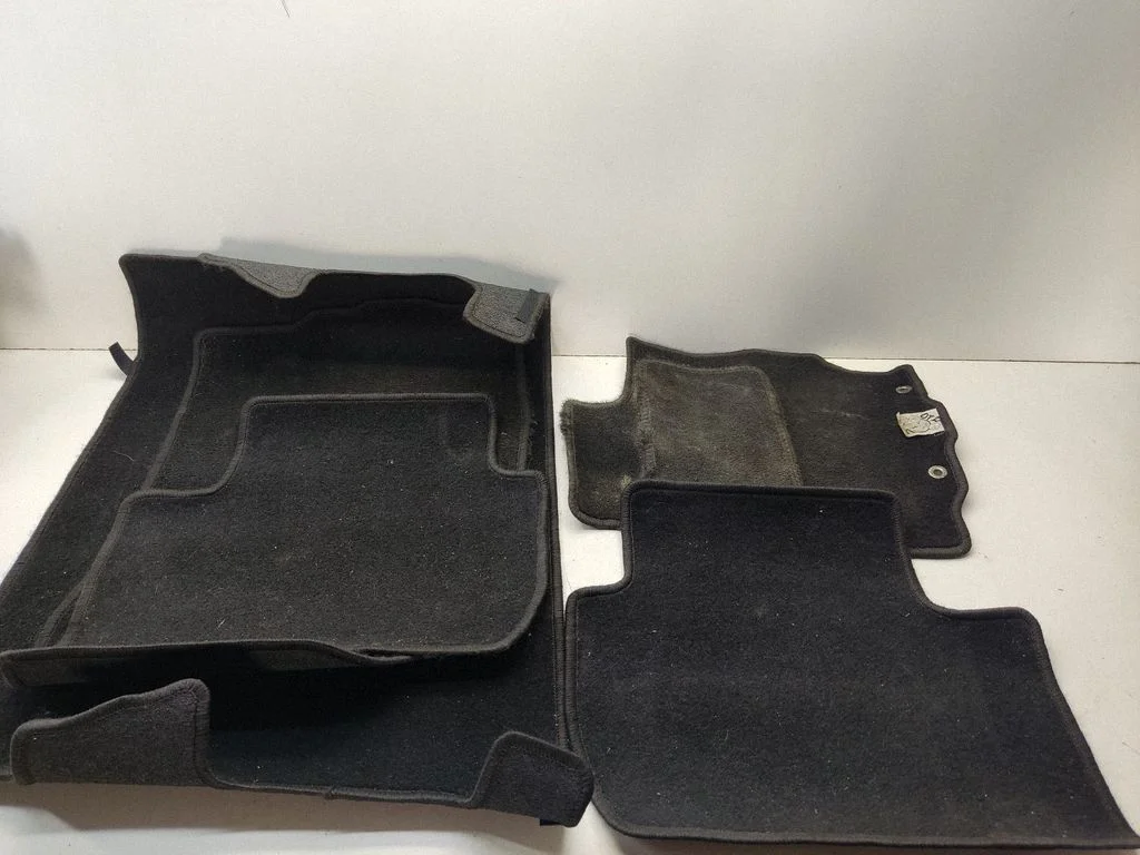 Car floor mat set