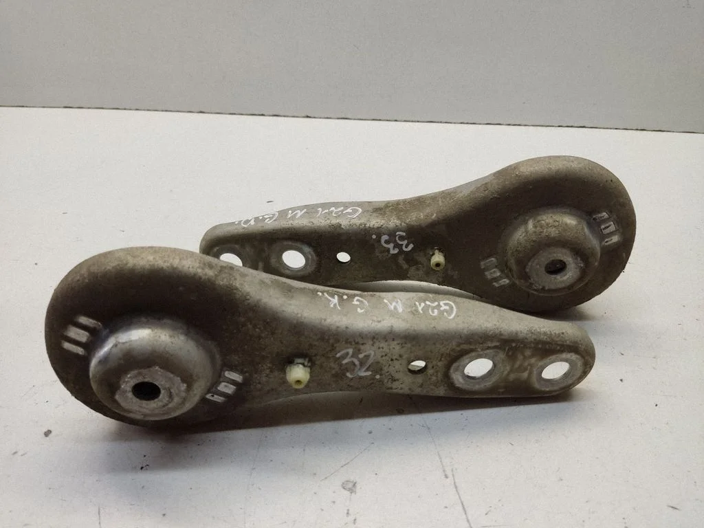 Other rear suspension part 6883287
