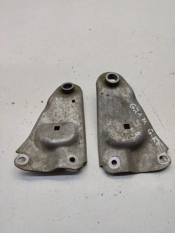 Other rear suspension part 8687788