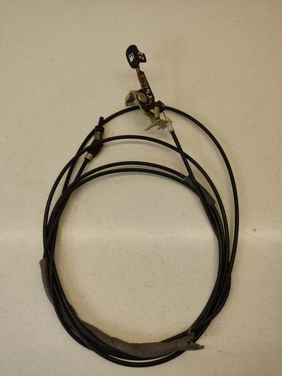 Fuel cap flap release cable – Hyundai Tucson JM (2004-2009)