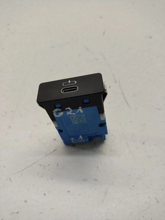 USB socket connector – BMW 3 Series G20 G21 (2019-)