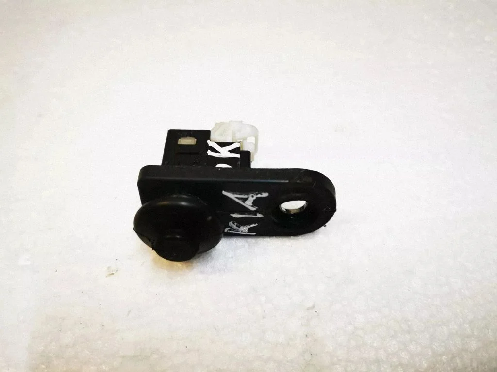Rear door sensor – KIA Sportage (2011-2016)
