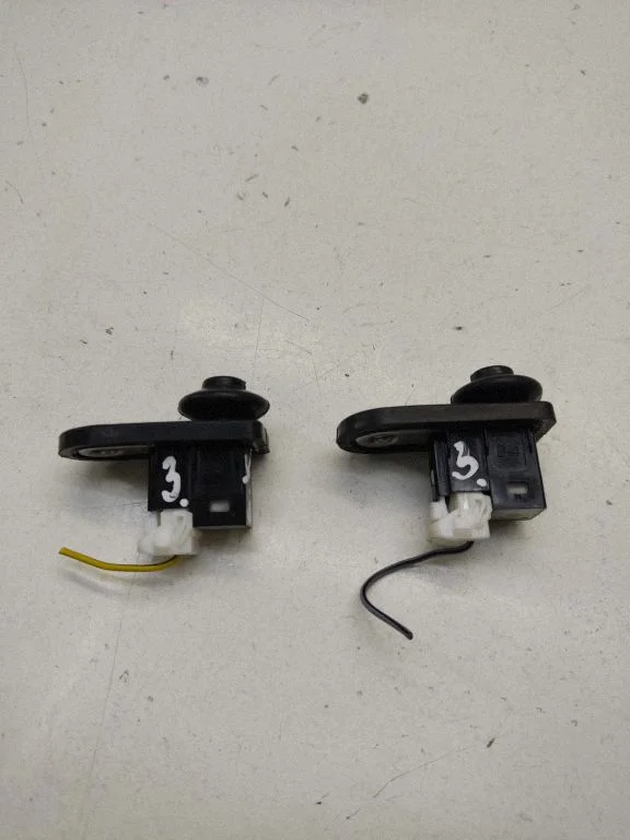 Rear door sensor – KIA Sportage (2016-2021)