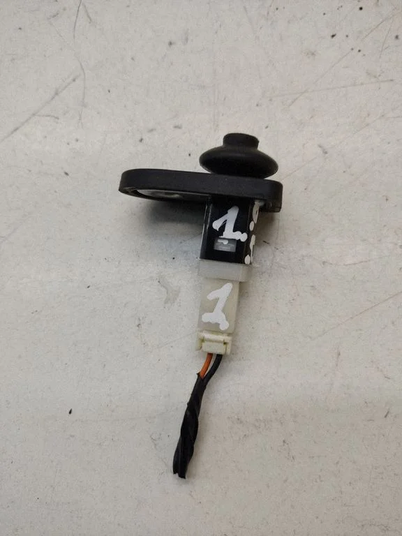 Rear door sensor – KIA Optima (2010-2015)