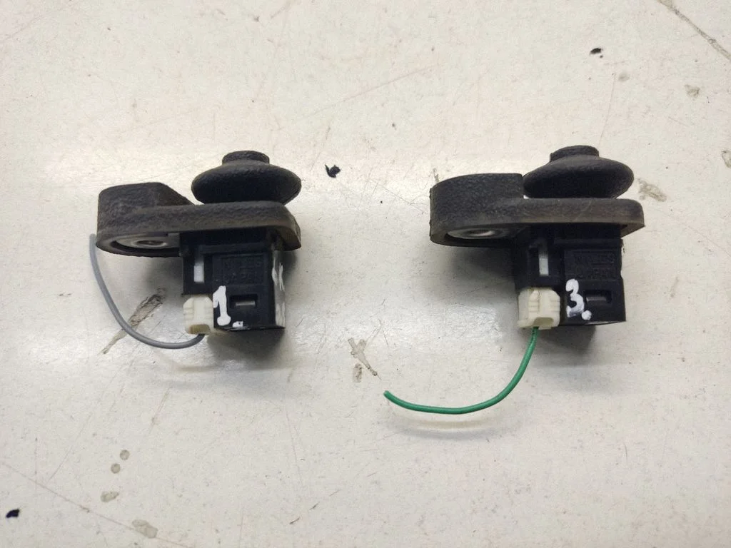 Rear door sensor – Nissan Qashqai+2 (2008-2010)