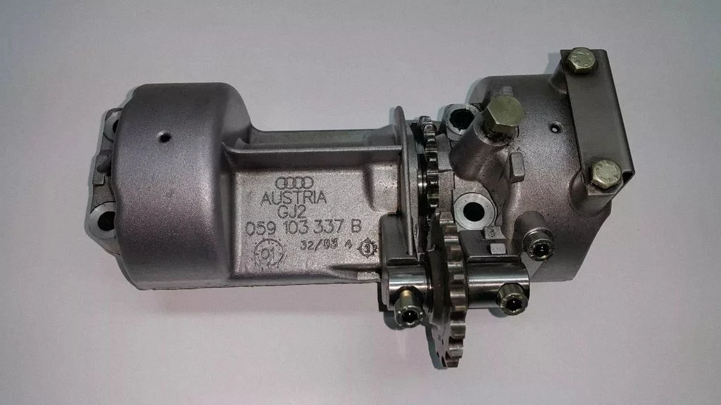 Oil pump balance shaft – Audi A6 Allroad C5 (1999-2005)