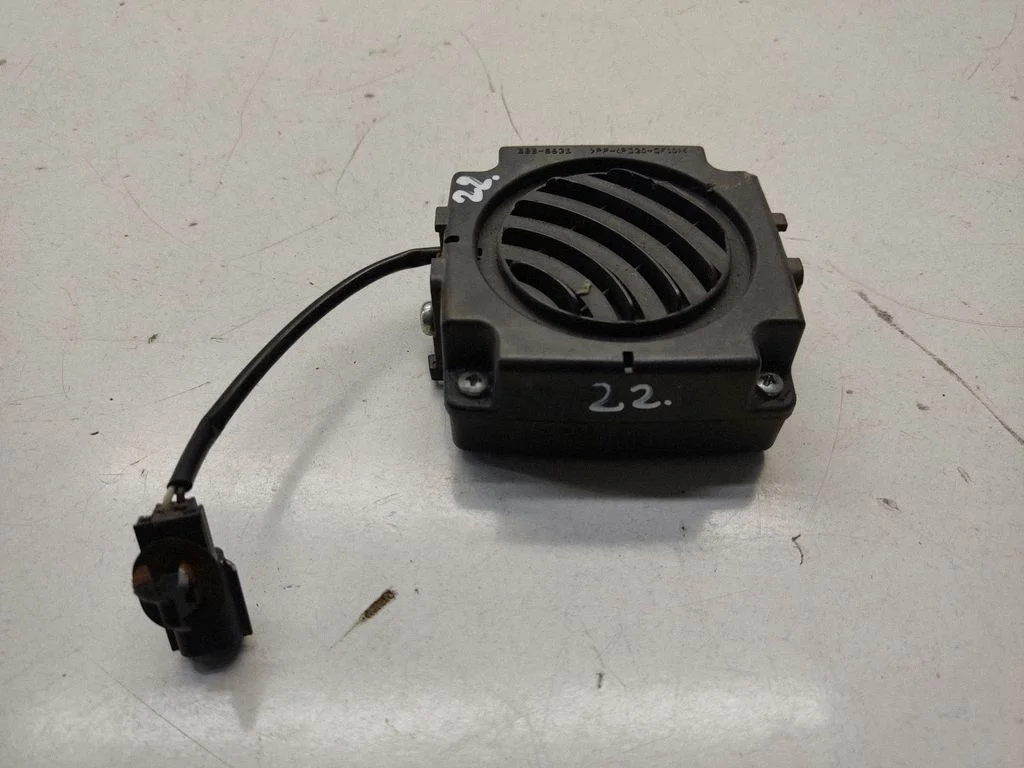 Parking PDC sensor speaker – Mitsubishi Outlander (2013-2021)