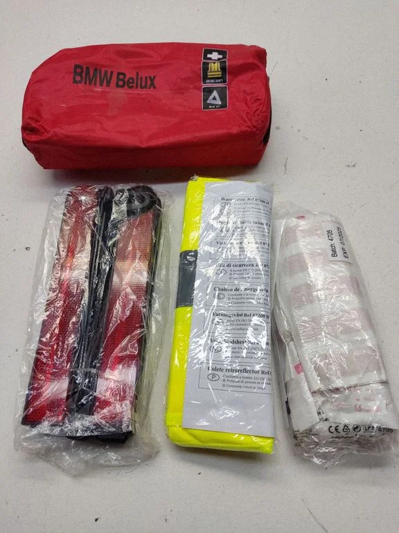 First aid kit – BMW 3 Series G20 G21 (2019-)