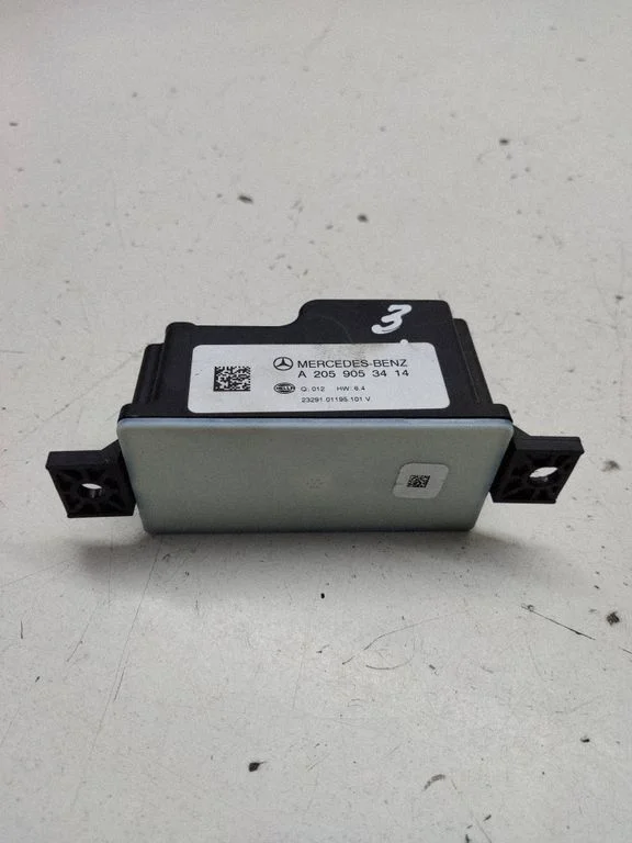 Voltage converter inverter – Mercedes-Benz C-Class W205 (2014-2021)