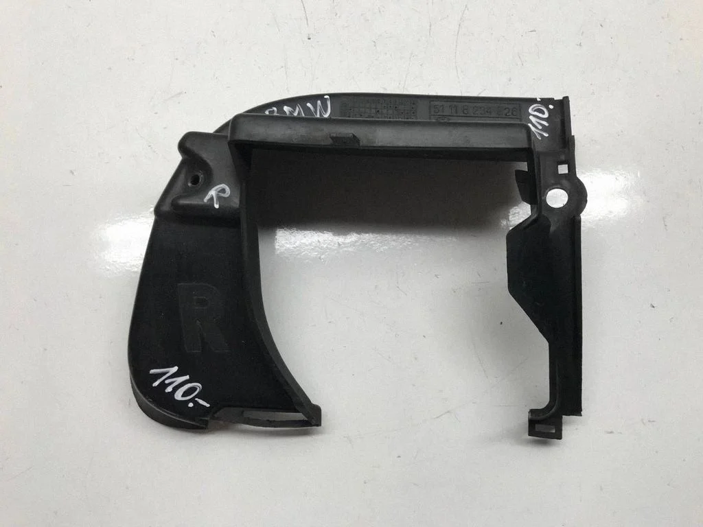 Esistange nurgaosa – BMW 3-seeria E46 (1998-2005)
