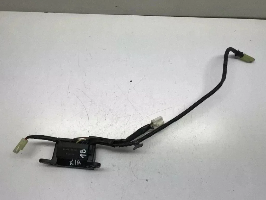 Tailgate sensor – KIA Sportage (2005-2010)