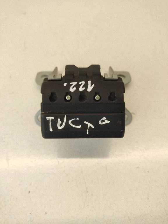 Tailgate sensor – Hyundai Tucson JM (2004-2009)