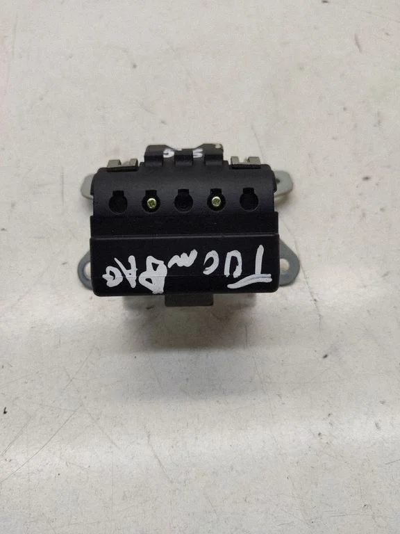 Tailgate sensor – Hyundai Tucson JM (2004-2009)