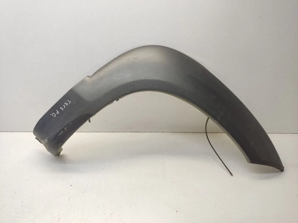 Front arch – front right