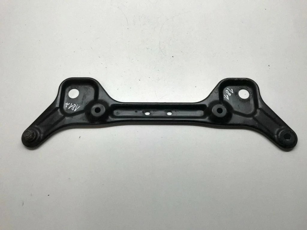 Steering rack mounting bracket – Mercedes-Benz C-Class AMG W204 (2007-2014)