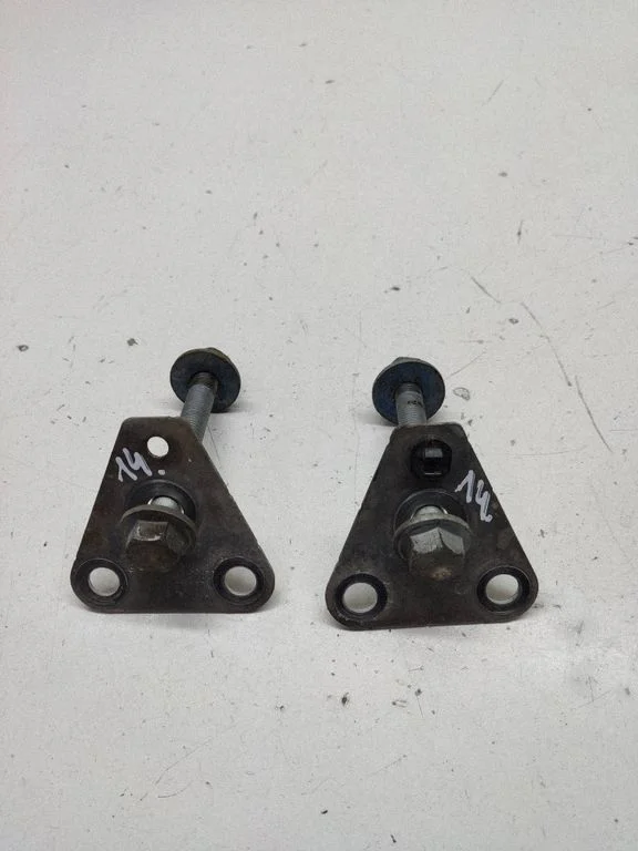 Steering rack mounting bracket – Mercedes-Benz E-Class W213 (2016-)