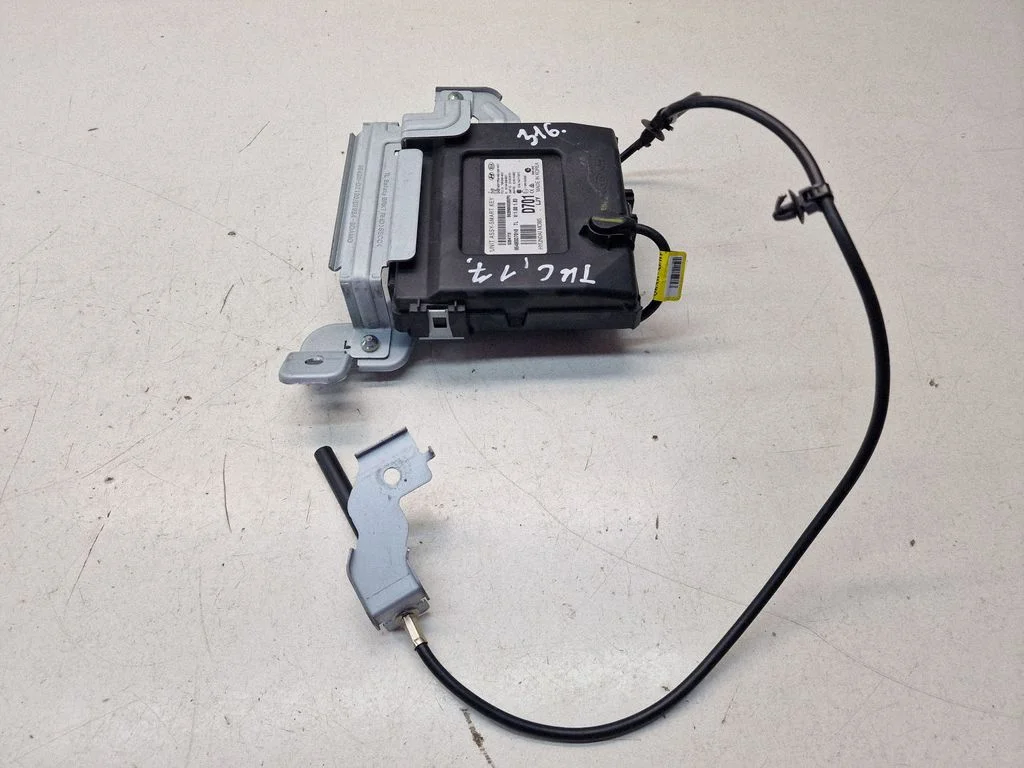Võtmeta süsteemi KESSY (keyless) juhtplokk/moodul 95480D7010