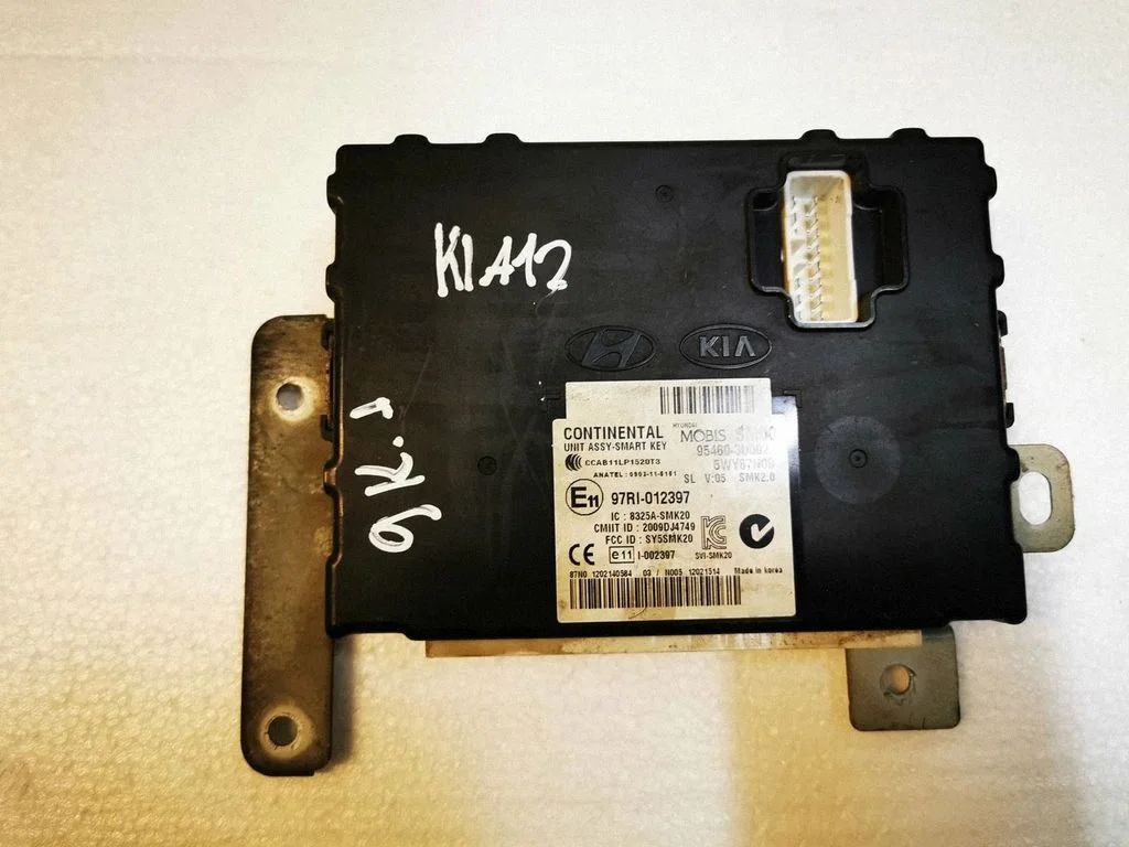 Keyless (KESSY) go control unit/module 954803U002