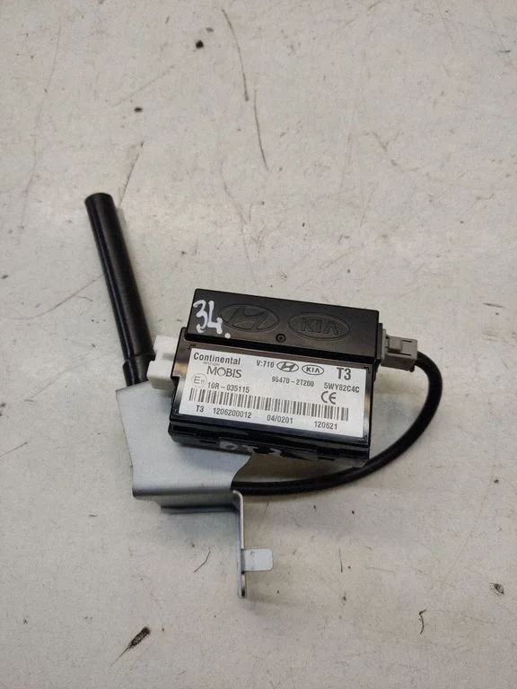 Võtmeta süsteemi KESSY (keyless) juhtplokk/moodul 954702T200