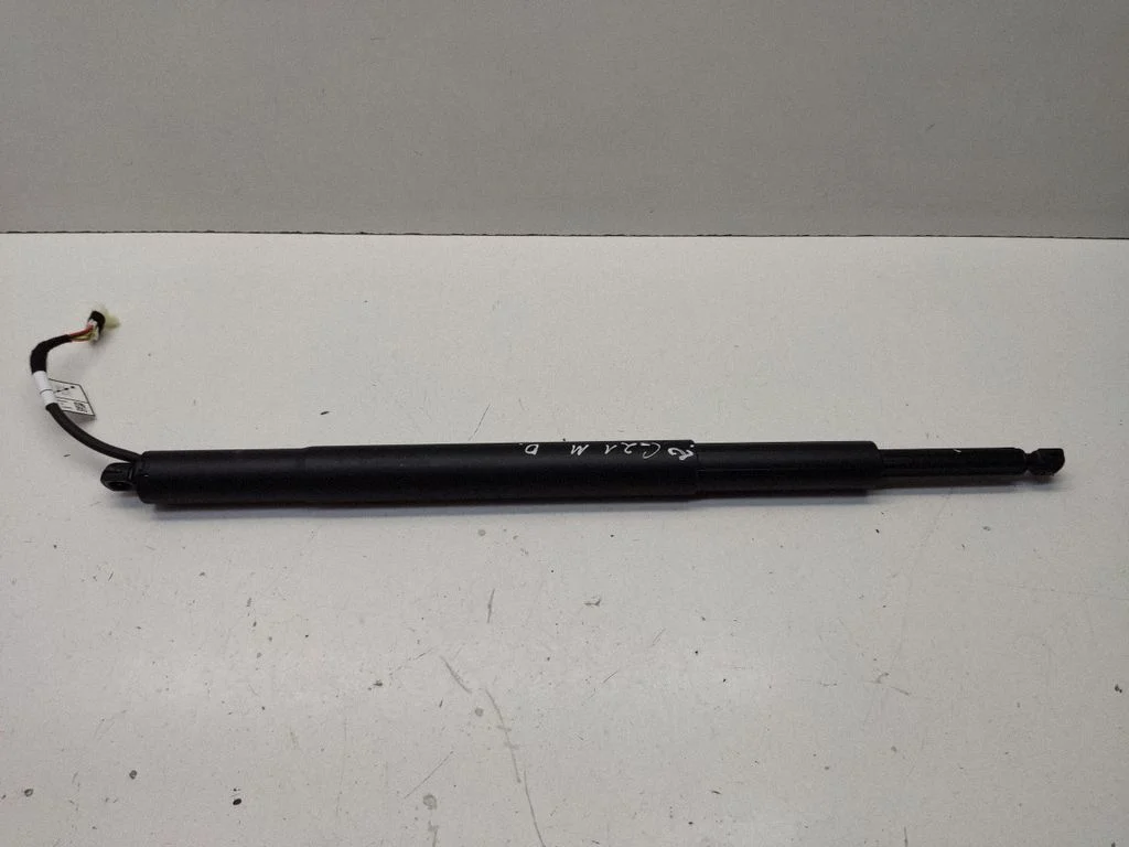 Pakiruumi luugi amortisaator – BMW 3-seeria G20 G21 (2019-)