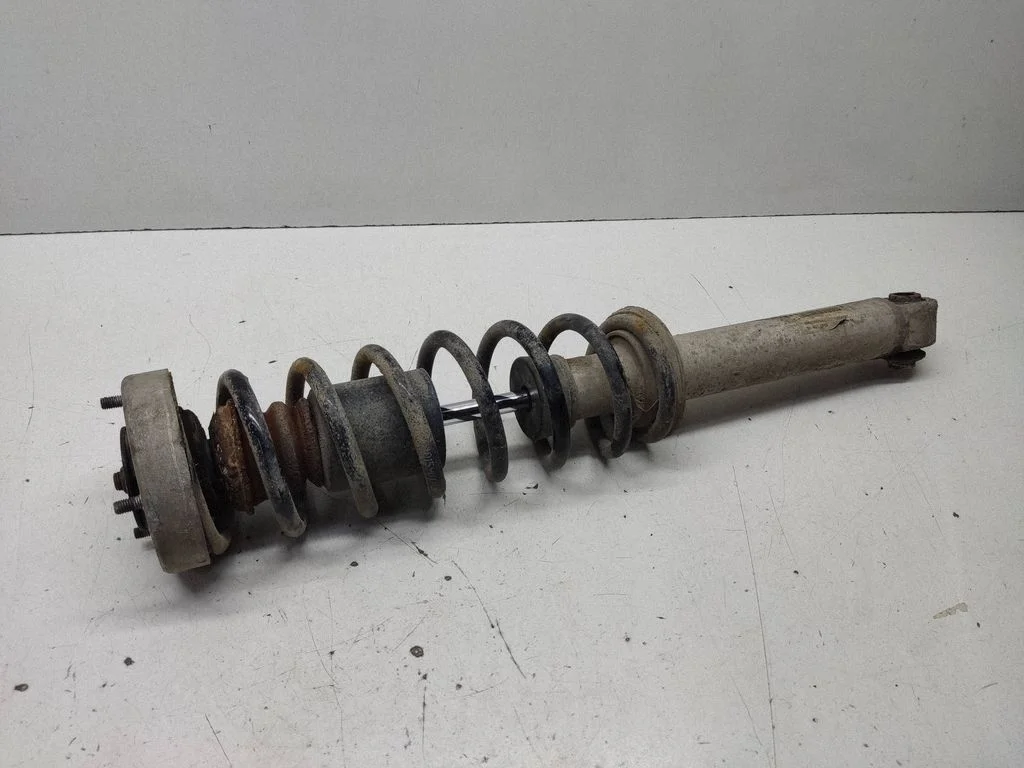 Rear shock absorber with coil spring – BMW 7 Series E65 E66 (2001-2008)