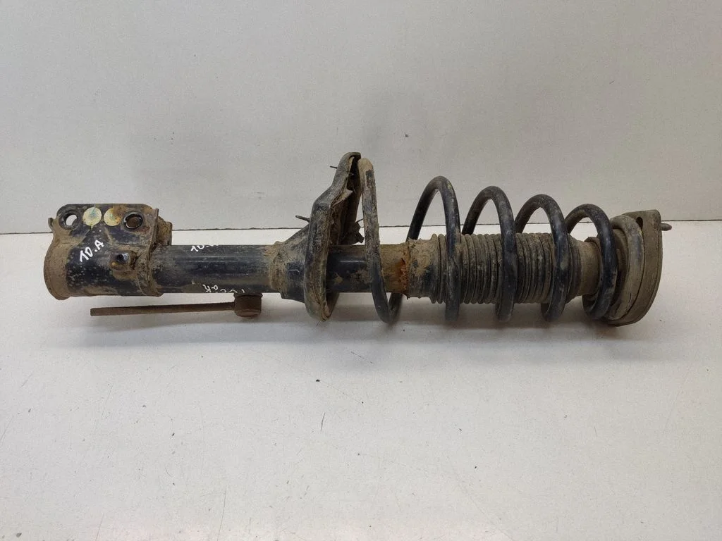 Rear shock absorber with coil spring – Hyundai Tucson JM (2004-2009)