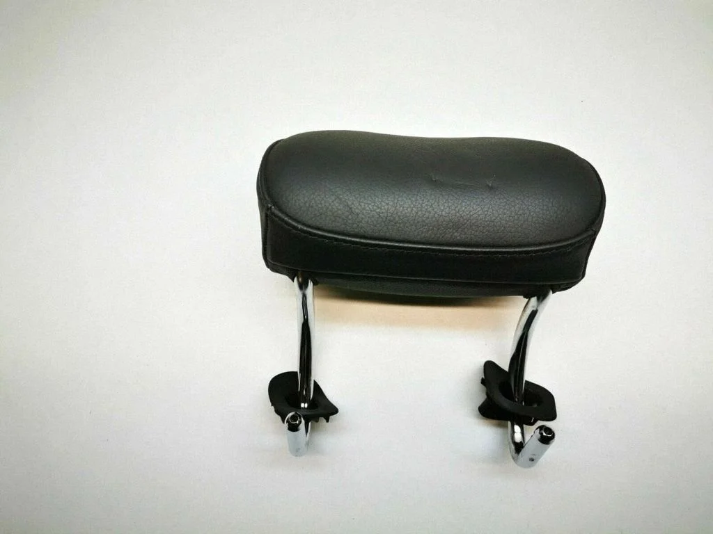 Rear seat headrest A2119780329