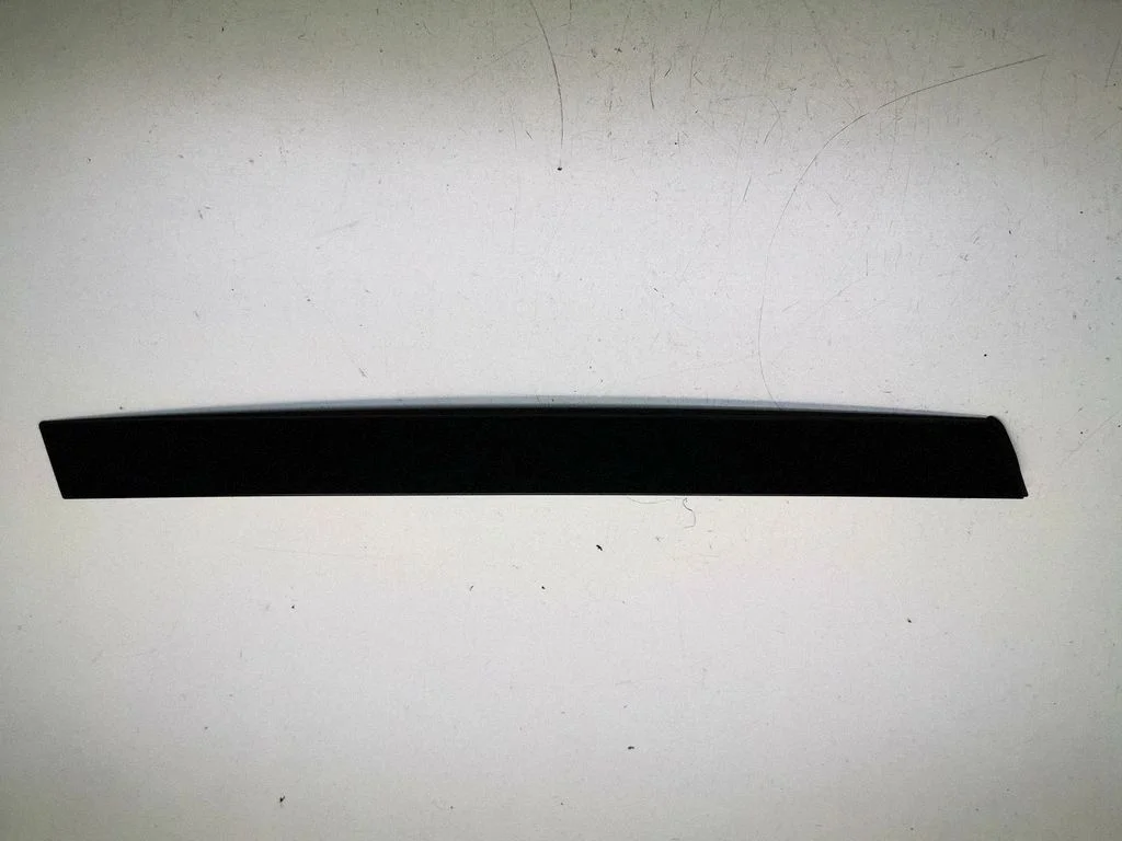 Ukseklaasi liist – BMW 3-seeria E90 E91 (2005-2012)