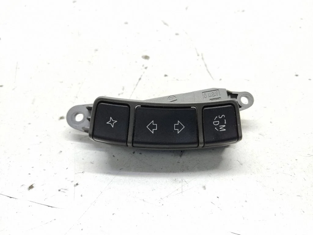Stūres pogas/slēdži 6911586